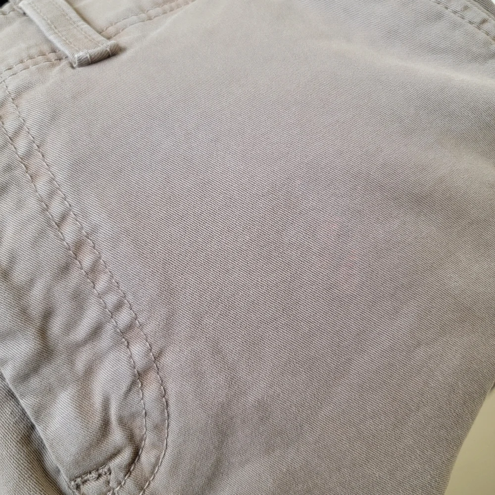 American Eagle Boy’s Extreme Flex Orginal Straight Khaki Pants Size 26*28